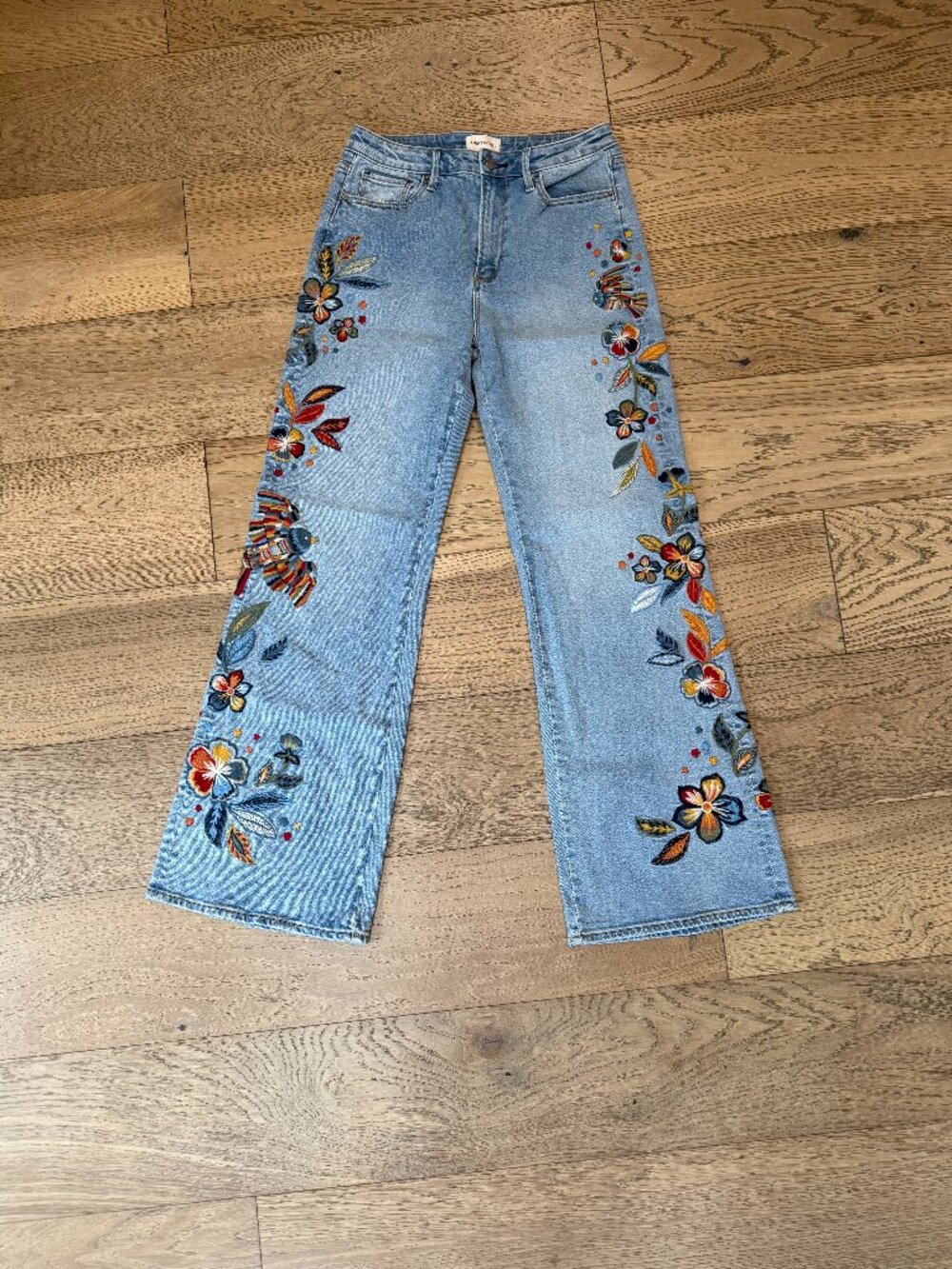 Anthropologie - Driftwood Embroidered Jeans Size 27, 32 '' inseam